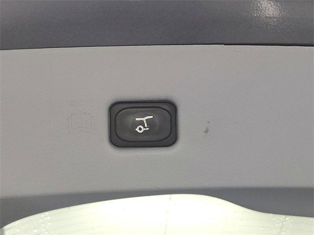 Used 2021 Lincoln Nautilus Reserve image 35