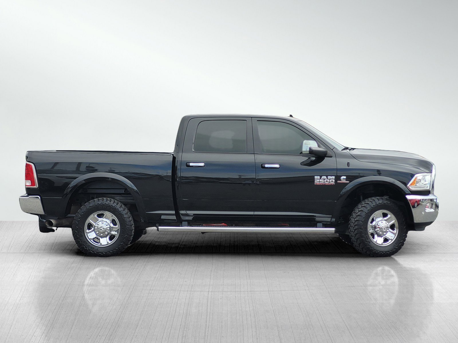 Used 2018 RAM 2500 Laramie image 4