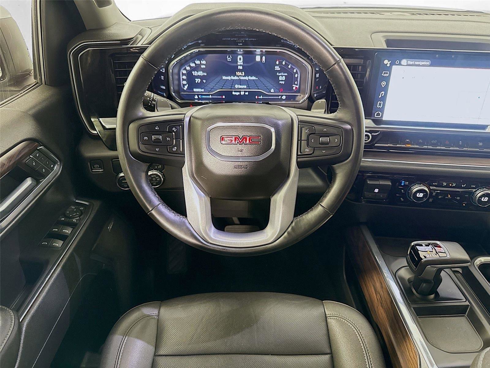 Used 2023 GMC Sierra 1500 SLT w/ SLT Premium Package RWD image 3