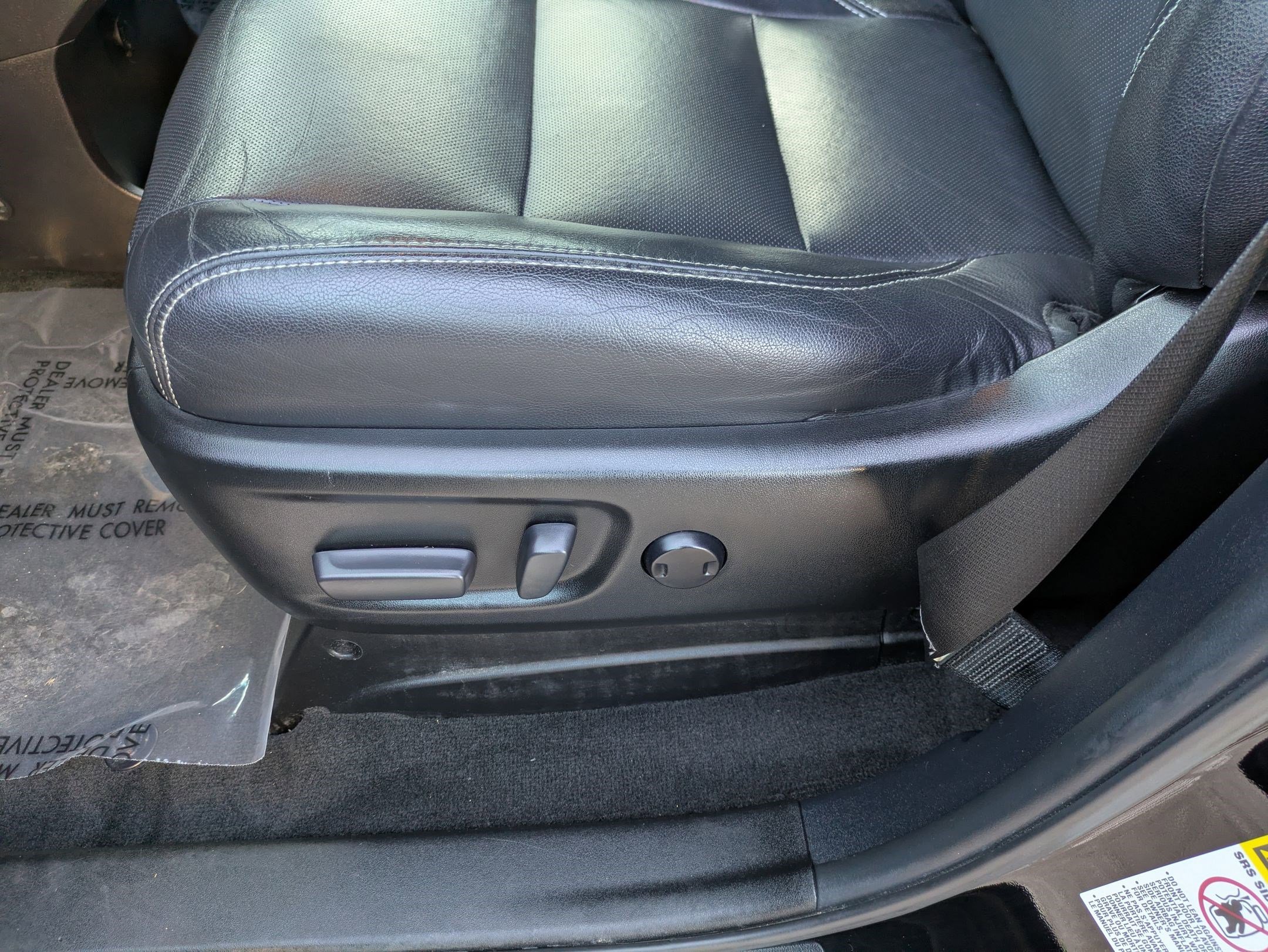 Used 2017 Toyota Sienna SE image 22