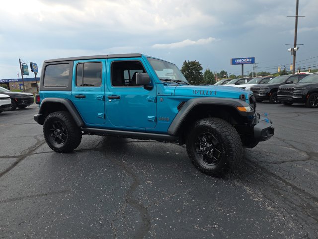 Used 2024 Jeep Wrangler Unlimited AWD/4WD image 8