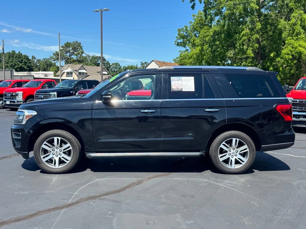 Used 2024 Ford Expedition Limited AWD/4WD image 31