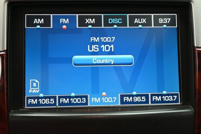 Used 2011 Cadillac Escalade Luxury AWD/4WD image 20