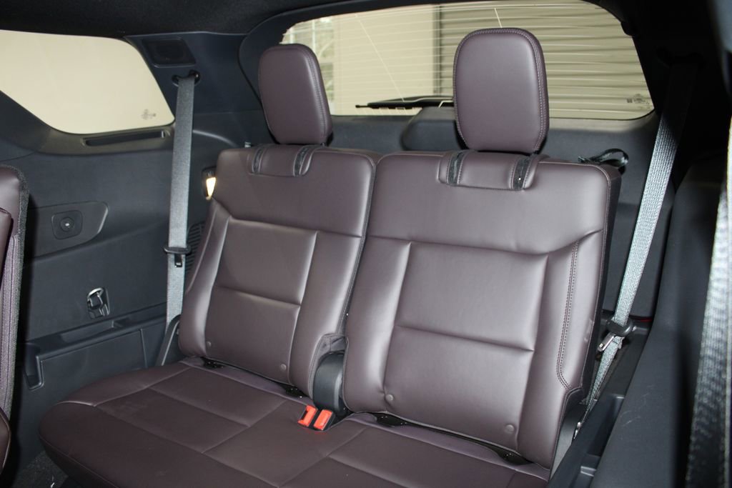 New 2026 Ford Explorer Platinum image 27