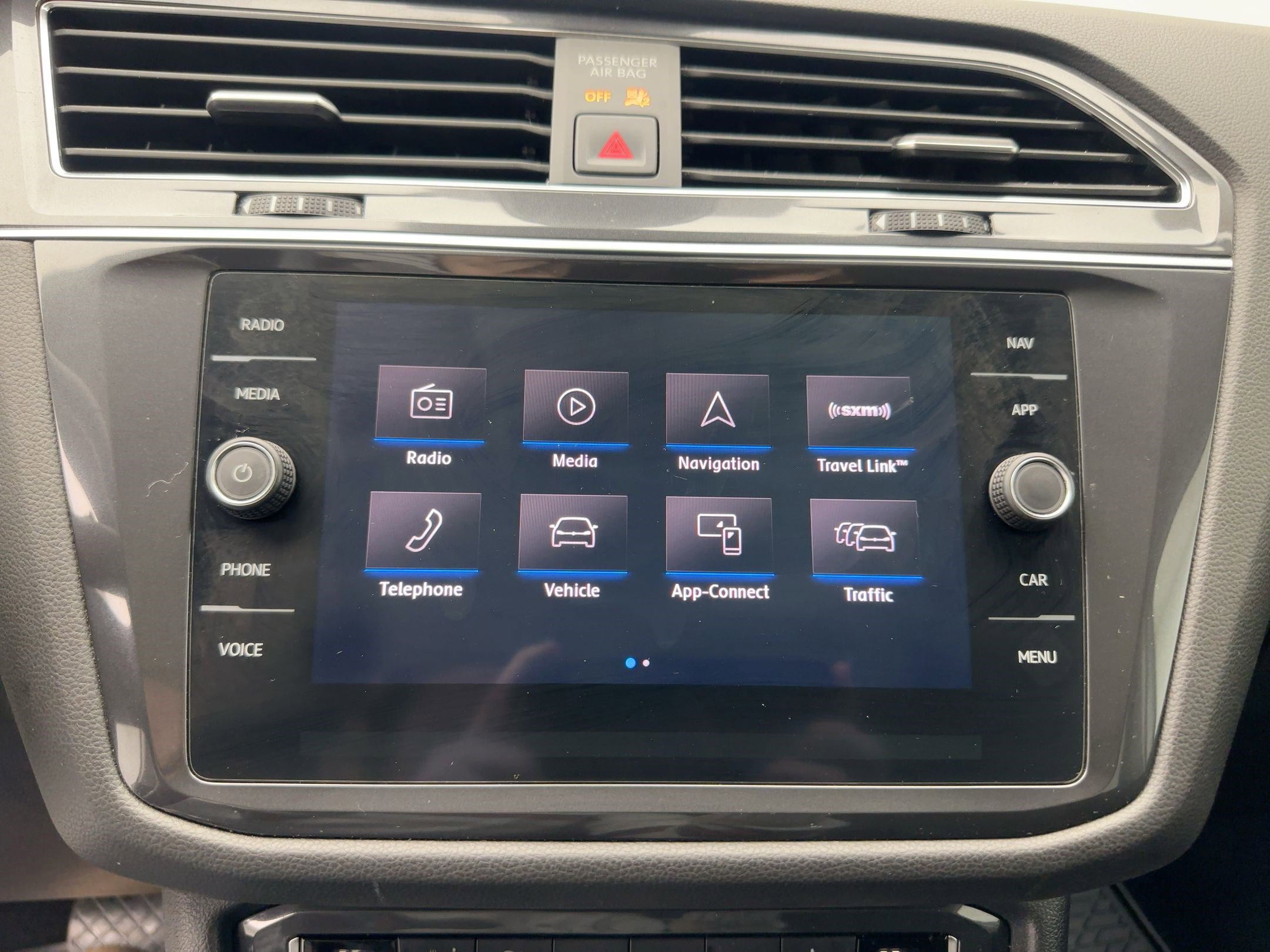 Used 2020 Volkswagen Tiguan SEL image 22