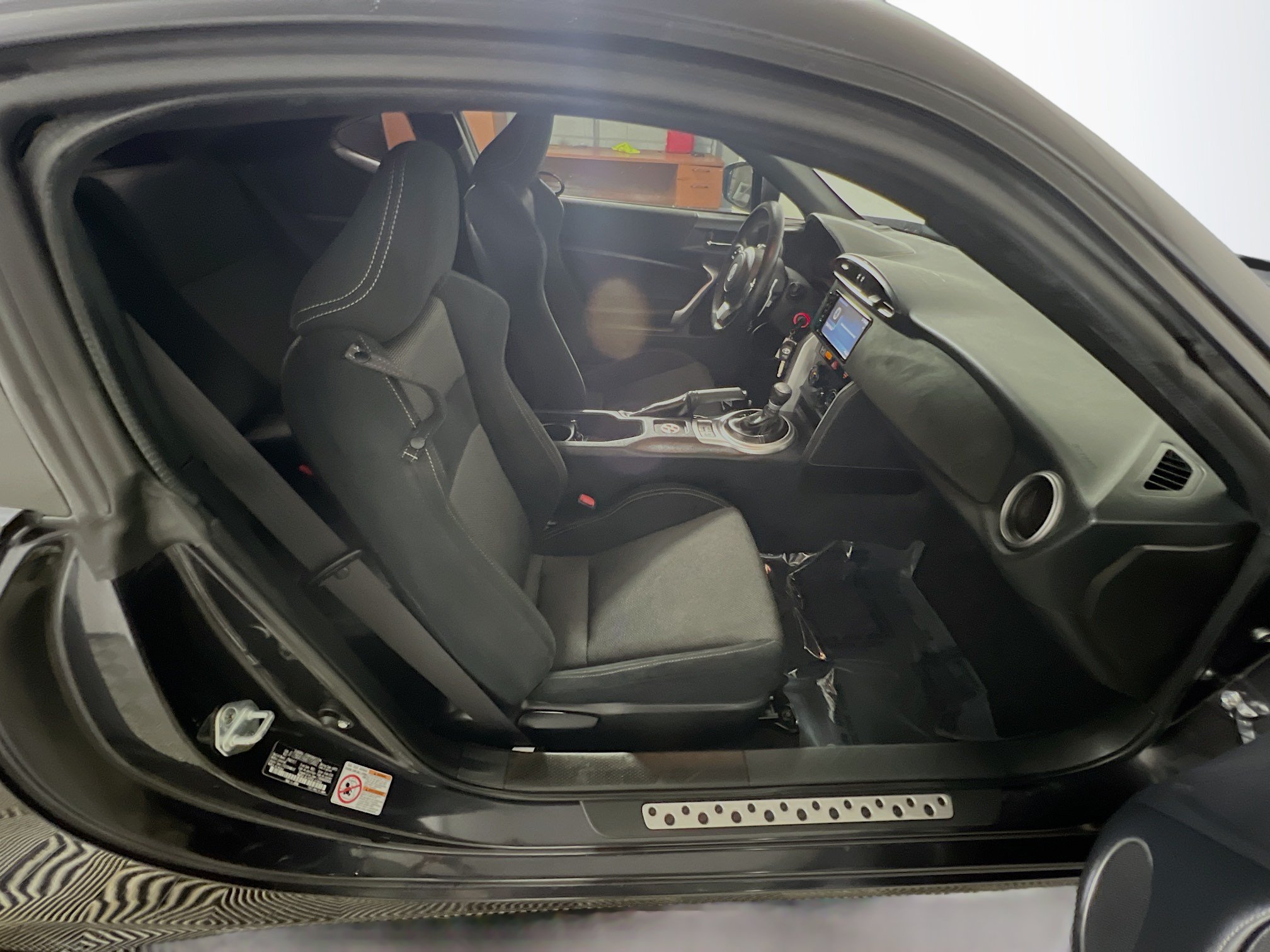 Used 2017 Toyota 86 RWD image 29