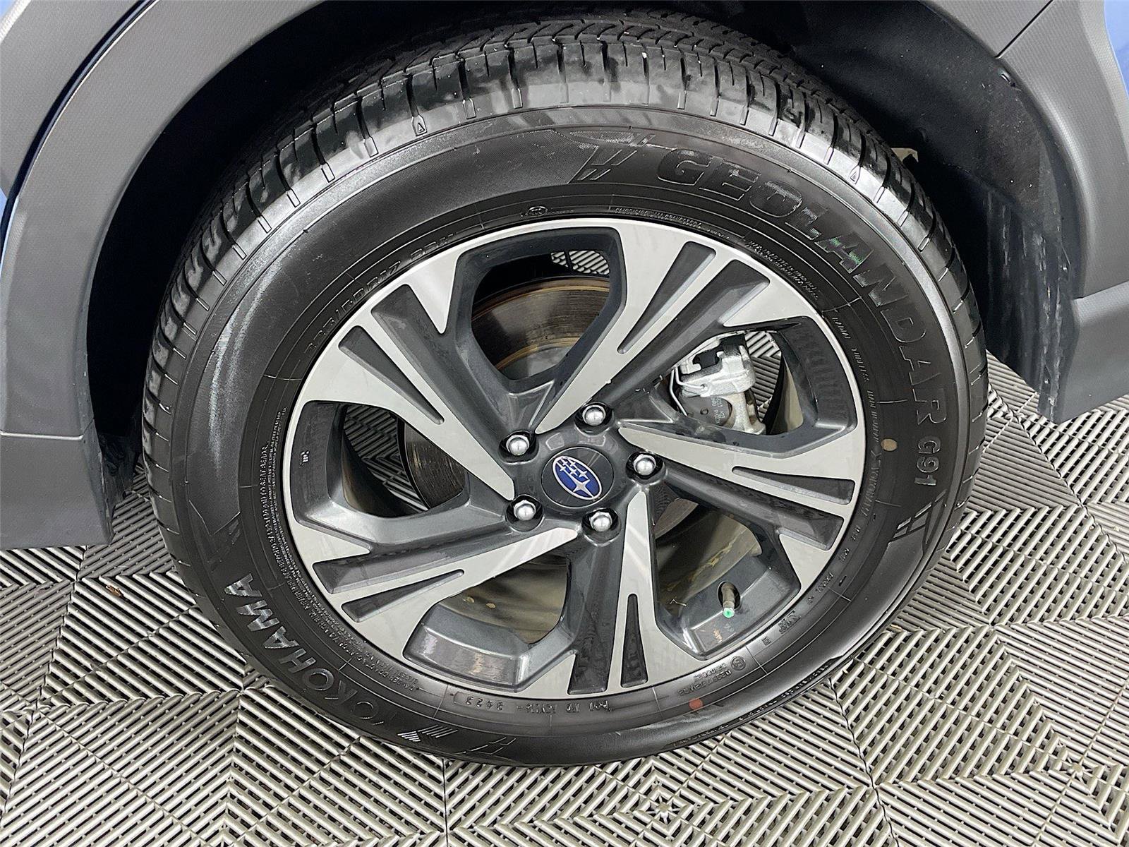 Certified 2024 Subaru Crosstrek 2.0i Premium image 31