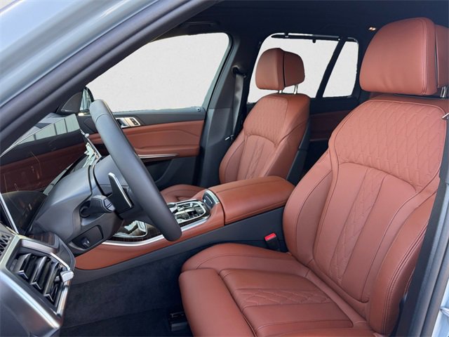 New 2026 BMW X5 xDrive50e w/ Executive Package image 10
