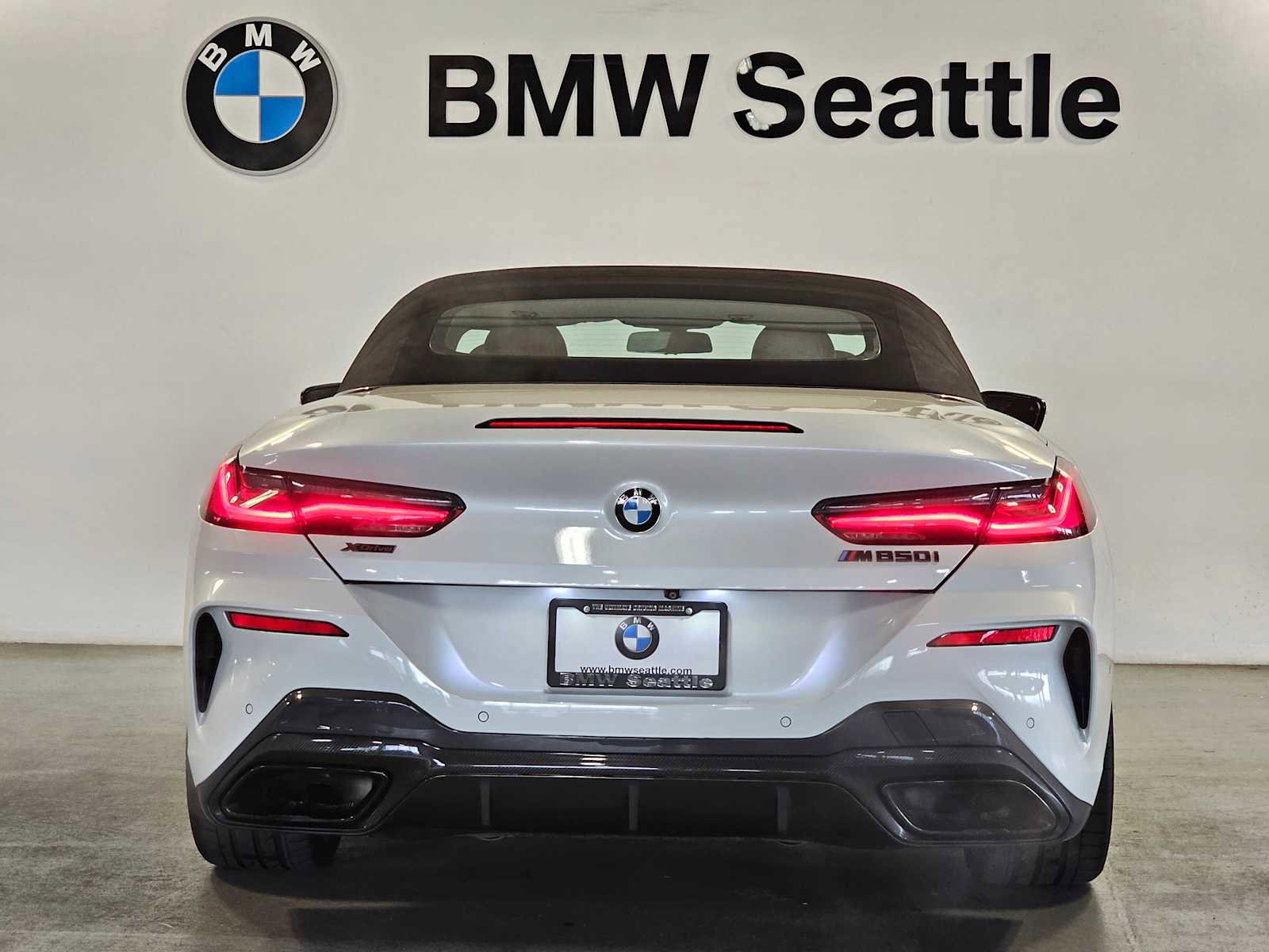 Used 2019 BMW M850i xDrive M850i xDrive w/ M Carbon Exterior Package image 5