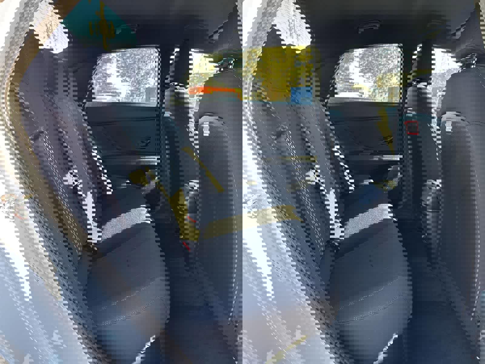 Certified 2025 Hyundai Elantra SEL image 34