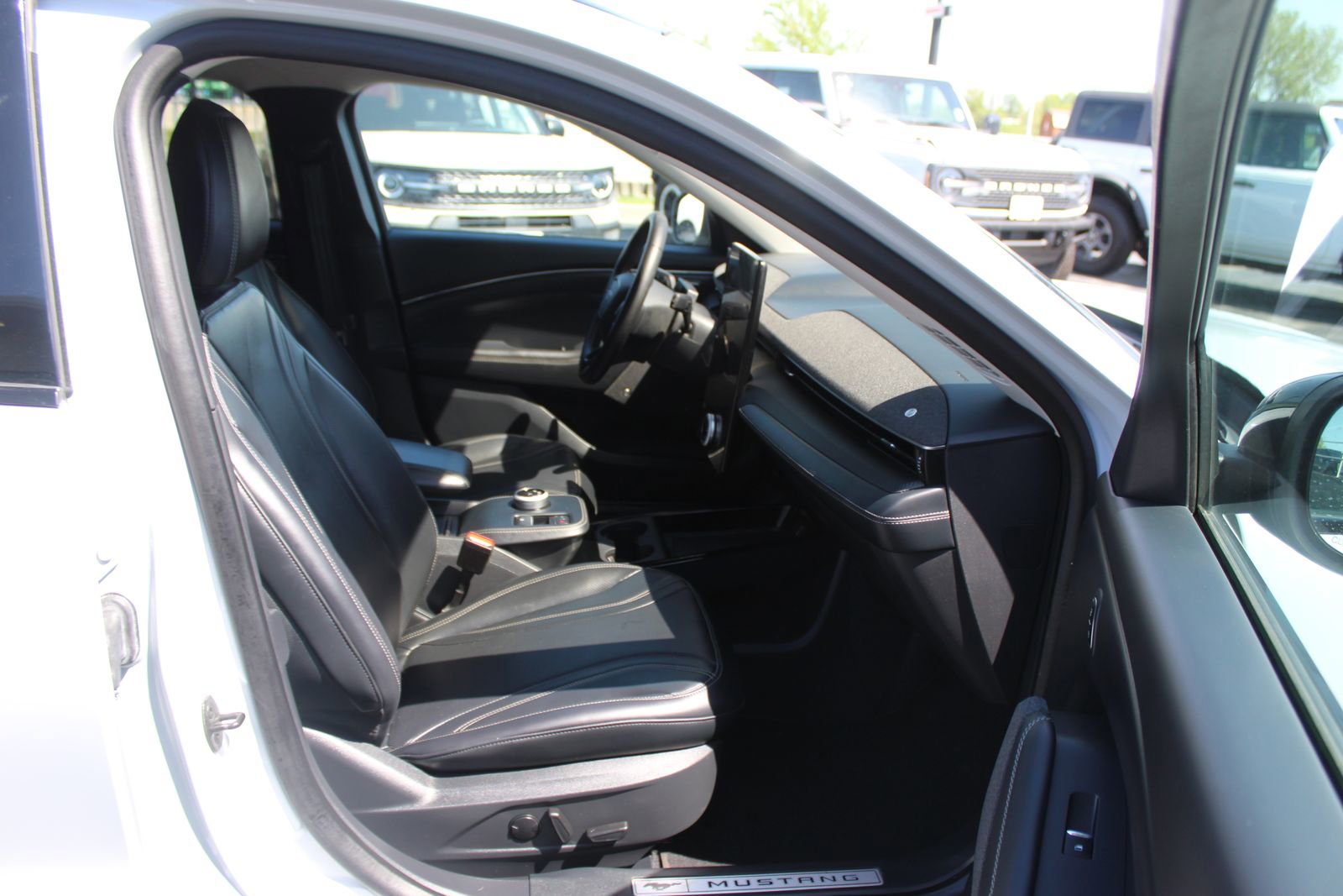 Used 2023 Ford Mustang Mach-E Premium AWD/4WD image 13