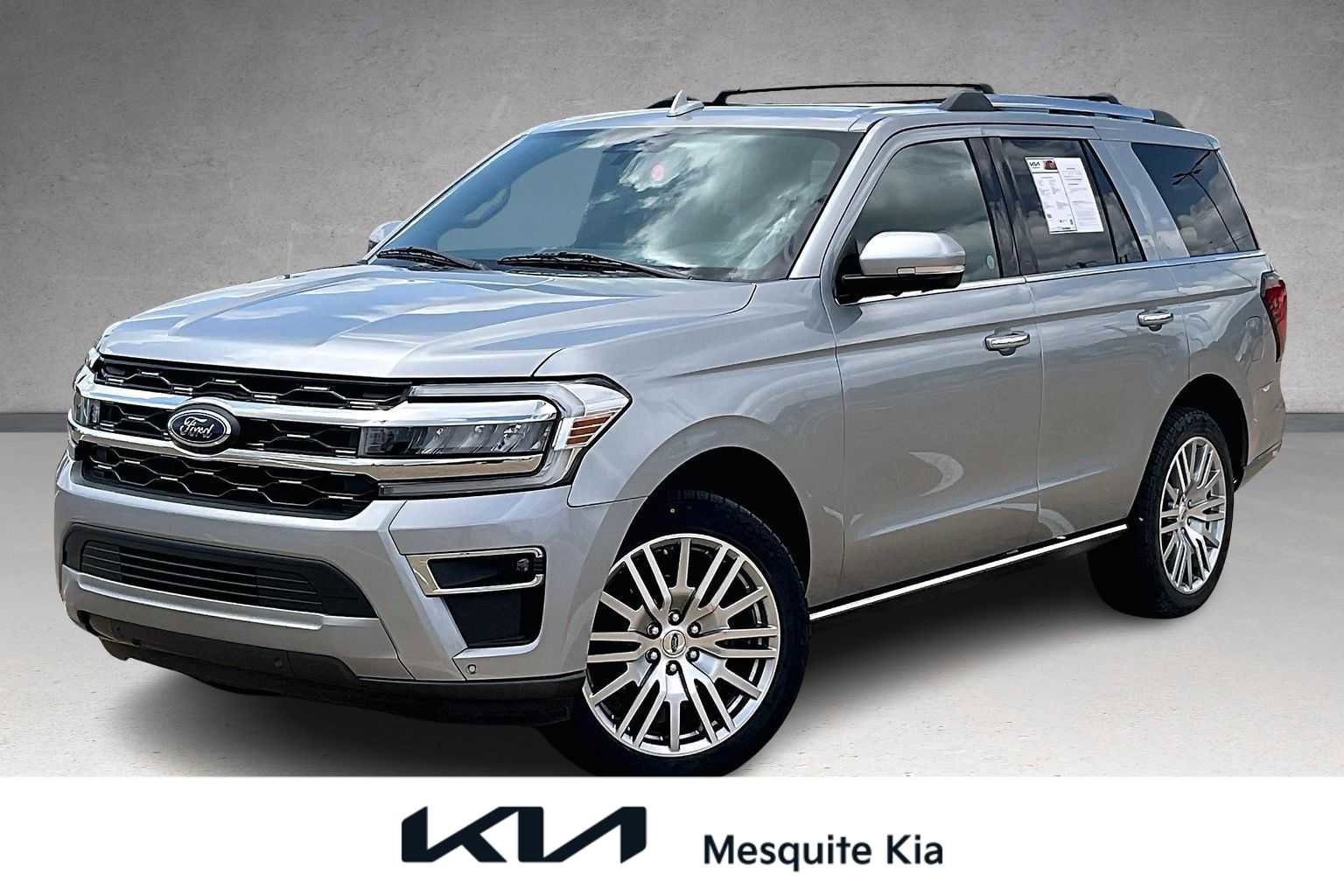 Used 2024 Ford Expedition Limited image 1