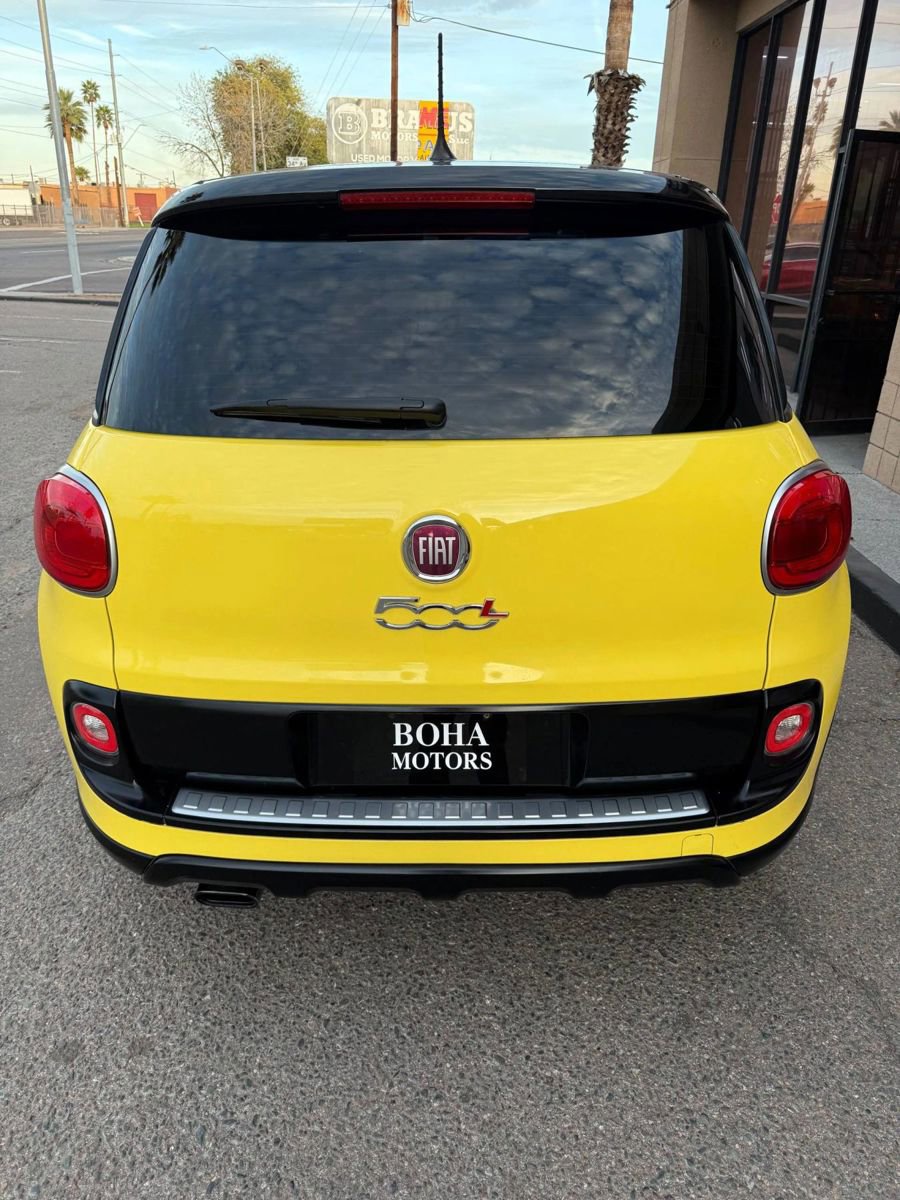 Used 2017 FIAT 500L Trekking w/ Urbana Appearance Package image 8