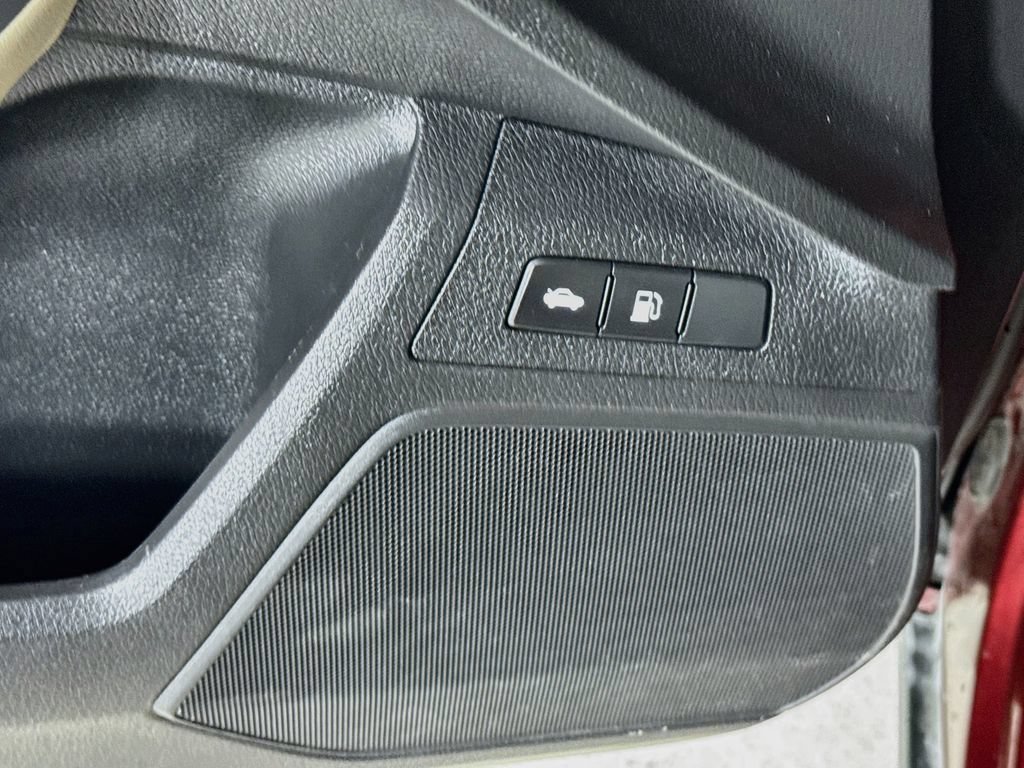 Used 2018 Honda Clarity Plug-In Hybrid image 24