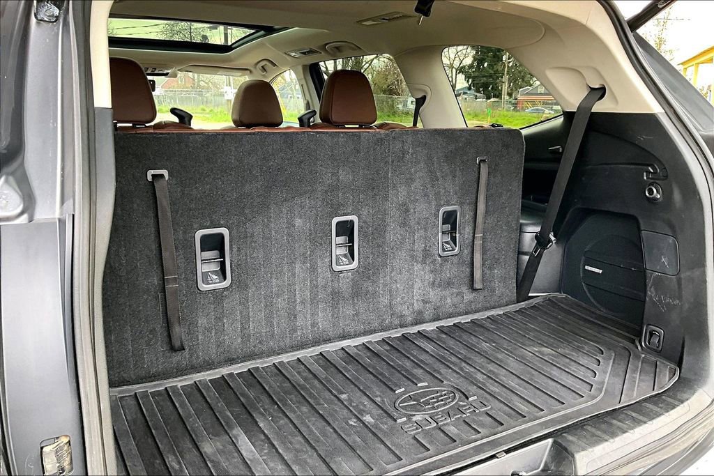 Used 2019 Subaru Ascent Touring w/ Popular Package #3 image 37