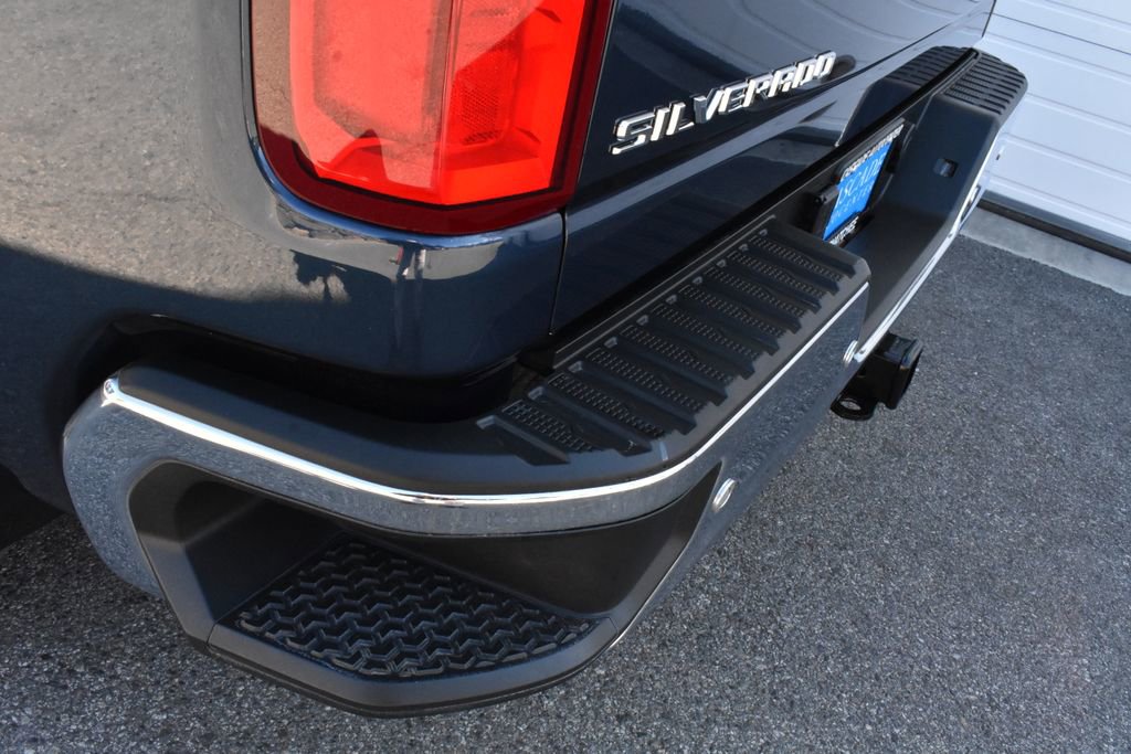 Certified 2022 Chevrolet Silverado 2500 LTZ w/ LTZ Plus Package image 18