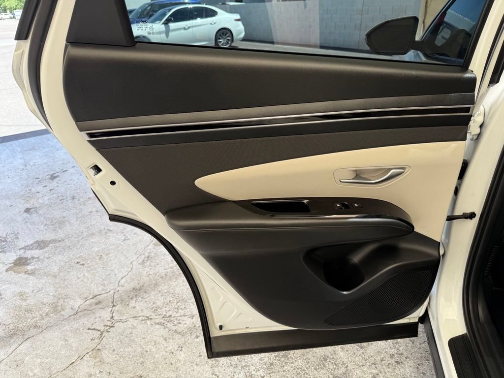 Used 2022 Hyundai Tucson Limited FWD image 23