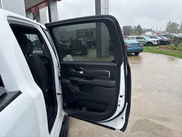 Used 2025 RAM 1500 Big Horn AWD/4WD image 37