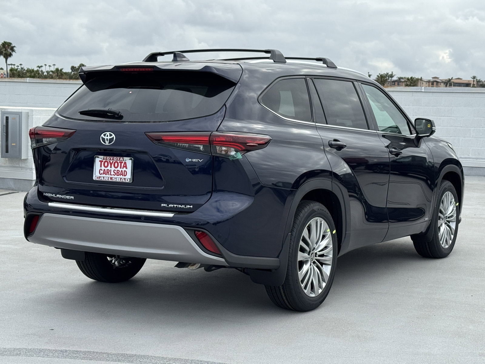 New 2026 Toyota Highlander Platinum AWD/4WD image 14