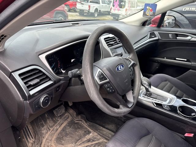 Used 2014 Ford Fusion SE FWD image 9