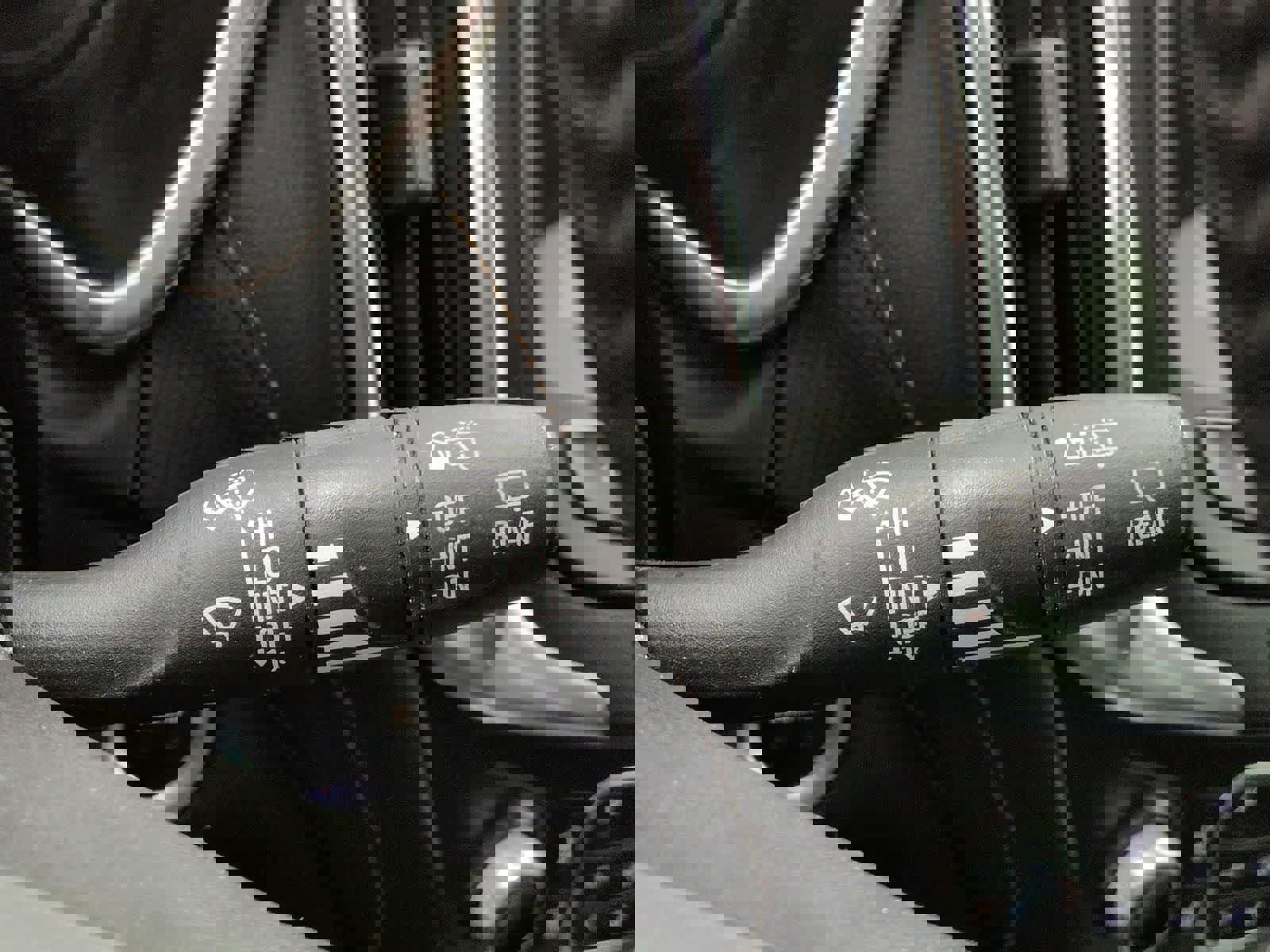 Used 2021 Chevrolet Equinox Premier w/ LPO, Floor Liner Package image 26