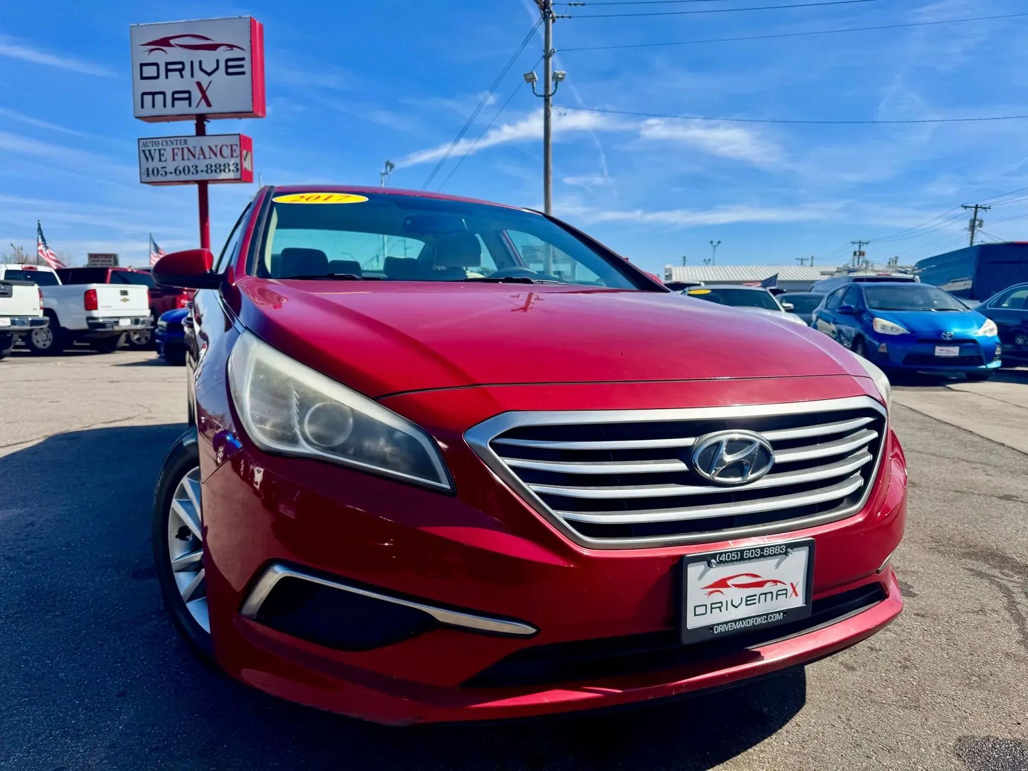 Used 2017 Hyundai Sonata SE image 1