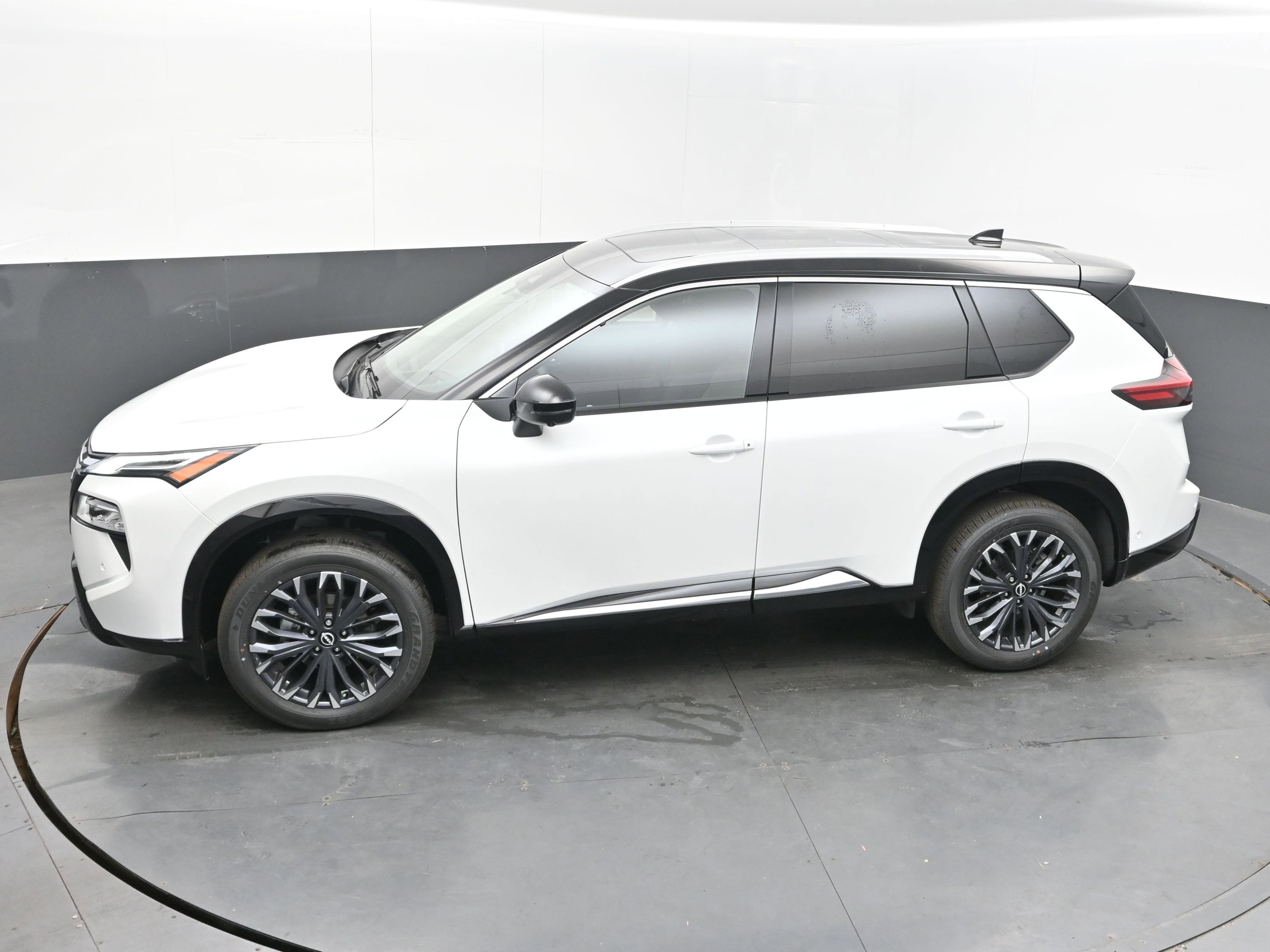 New 2026 Nissan Rogue Platinum w/ Platinum Premium Package image 31