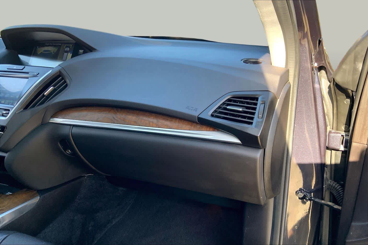 Used 2020 Acura MDX w/ Advance Package FWD image 18