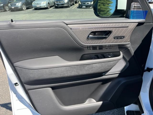 New 2026 INFINITI QX80 Autograph AWD/4WD image 10