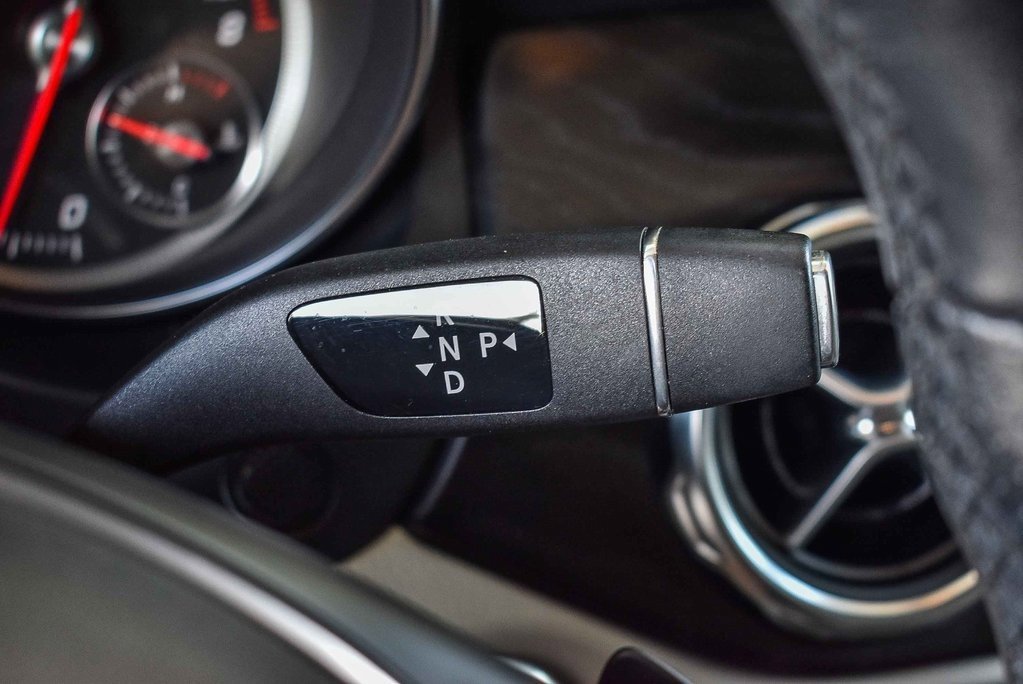 Used 2019 Mercedes-Benz GLA 250 4MATIC image 18