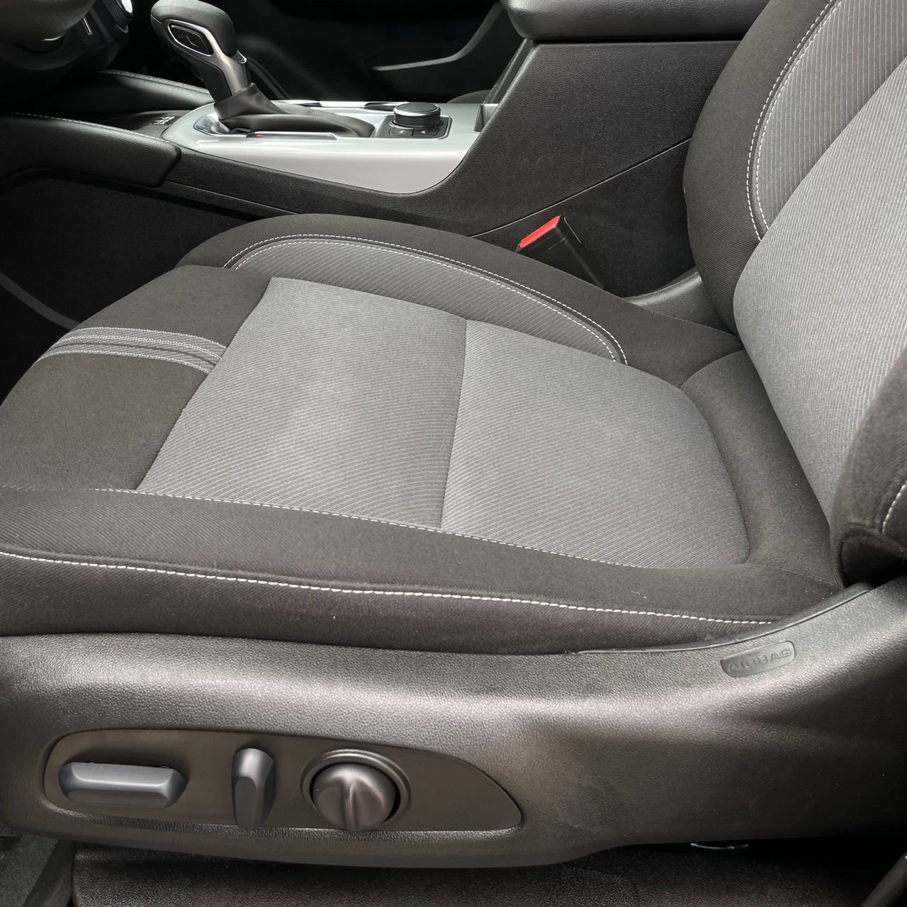 Used 2024 Chevrolet Blazer LT w/ Convenience Package FWD image 22