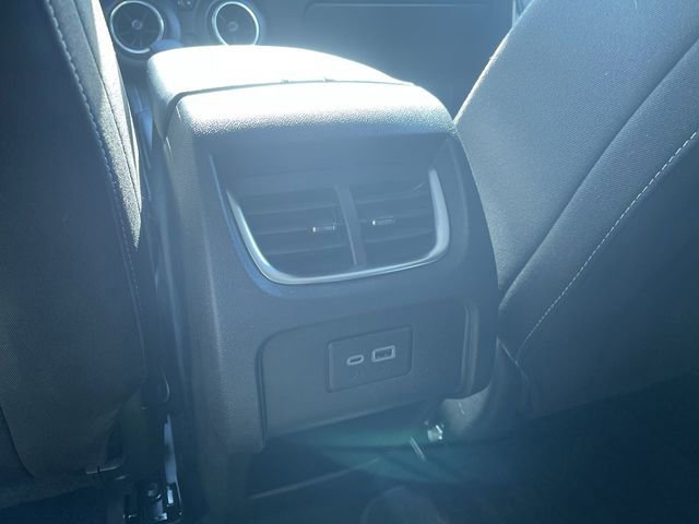 Used 2025 Chevrolet Blazer LT image 21