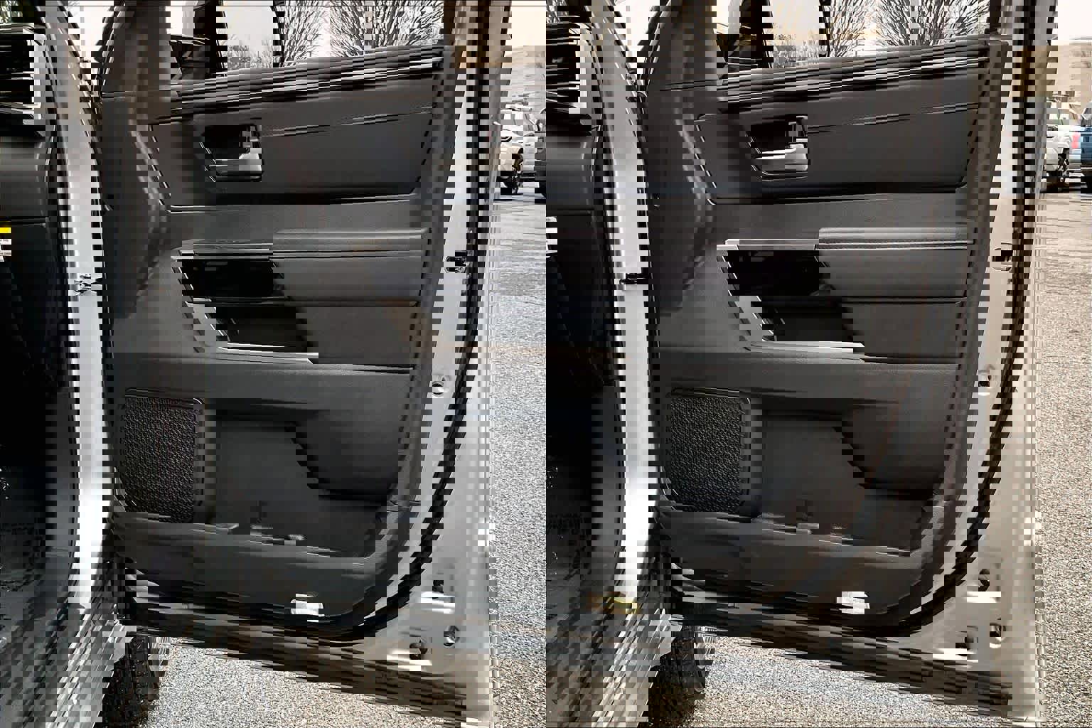 Used 2025 Toyota Tundra Limited image 22