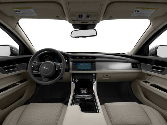 Used 2018 Jaguar XF Prestige AWD/4WD image 8