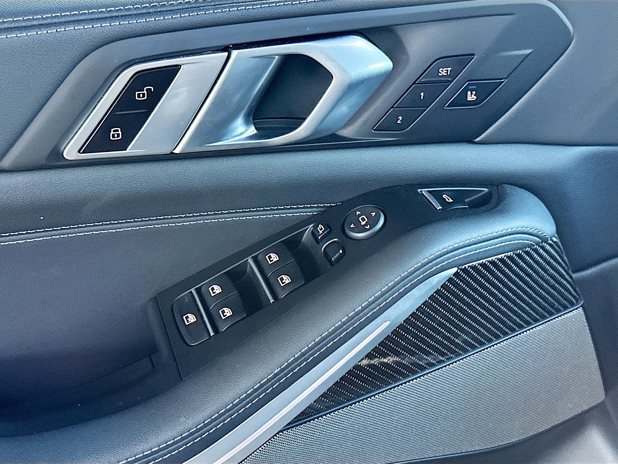 Used 2024 BMW X5 M60i image 18