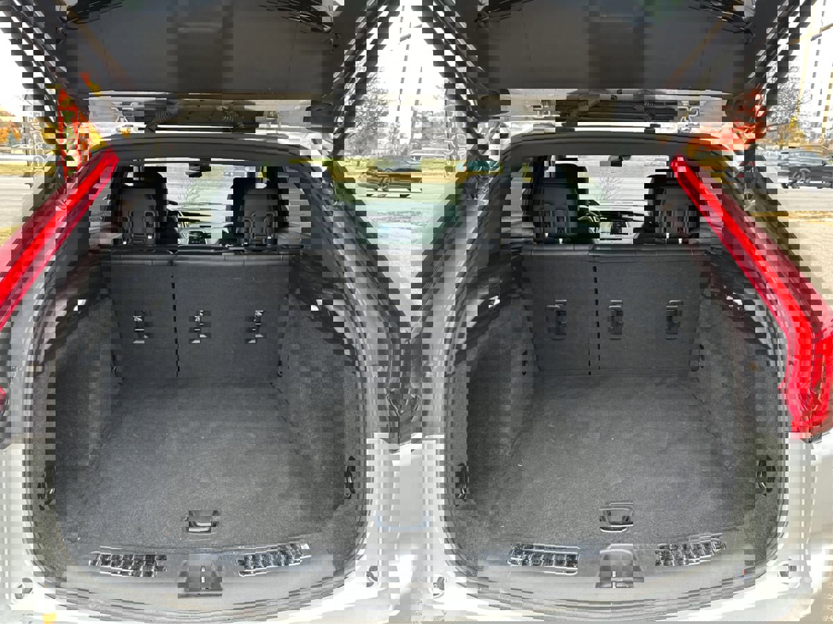 Used 2020 Cadillac XT4 Premium Luxury image 13