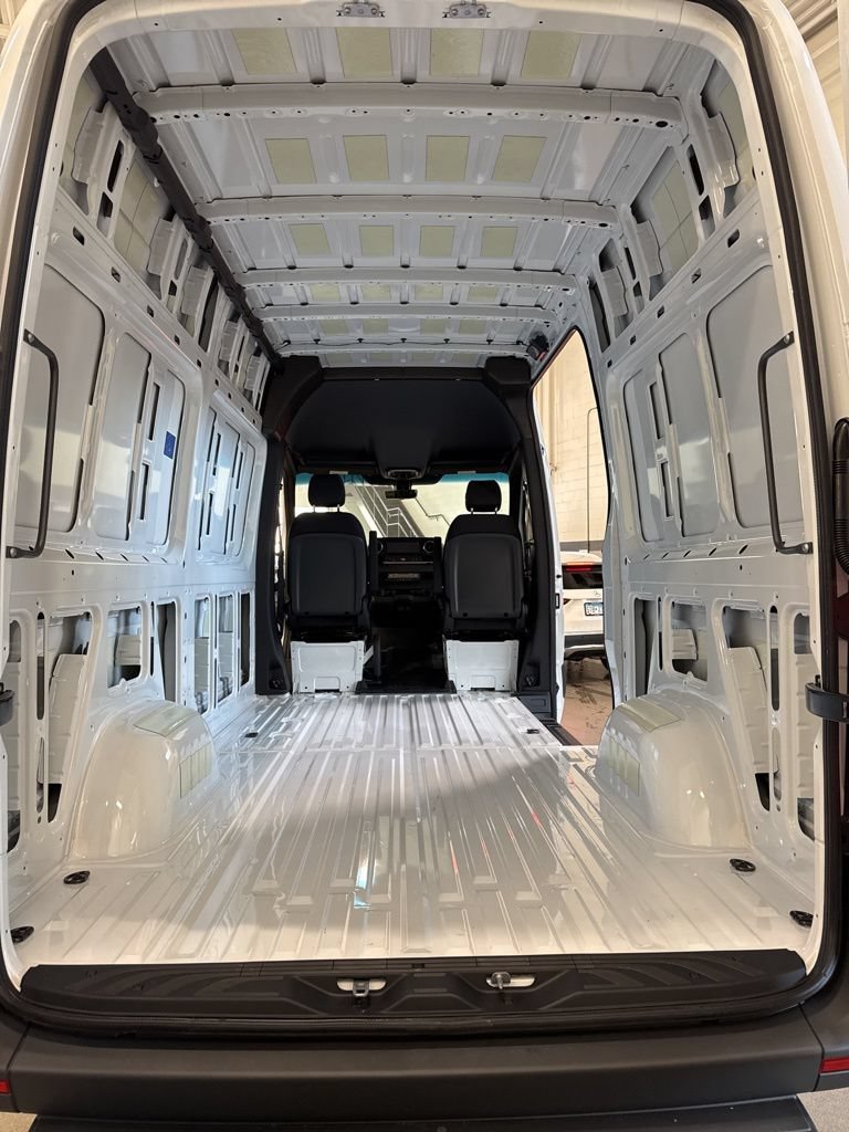 New 2026 Mercedes-Benz Sprinter 2500 image 26