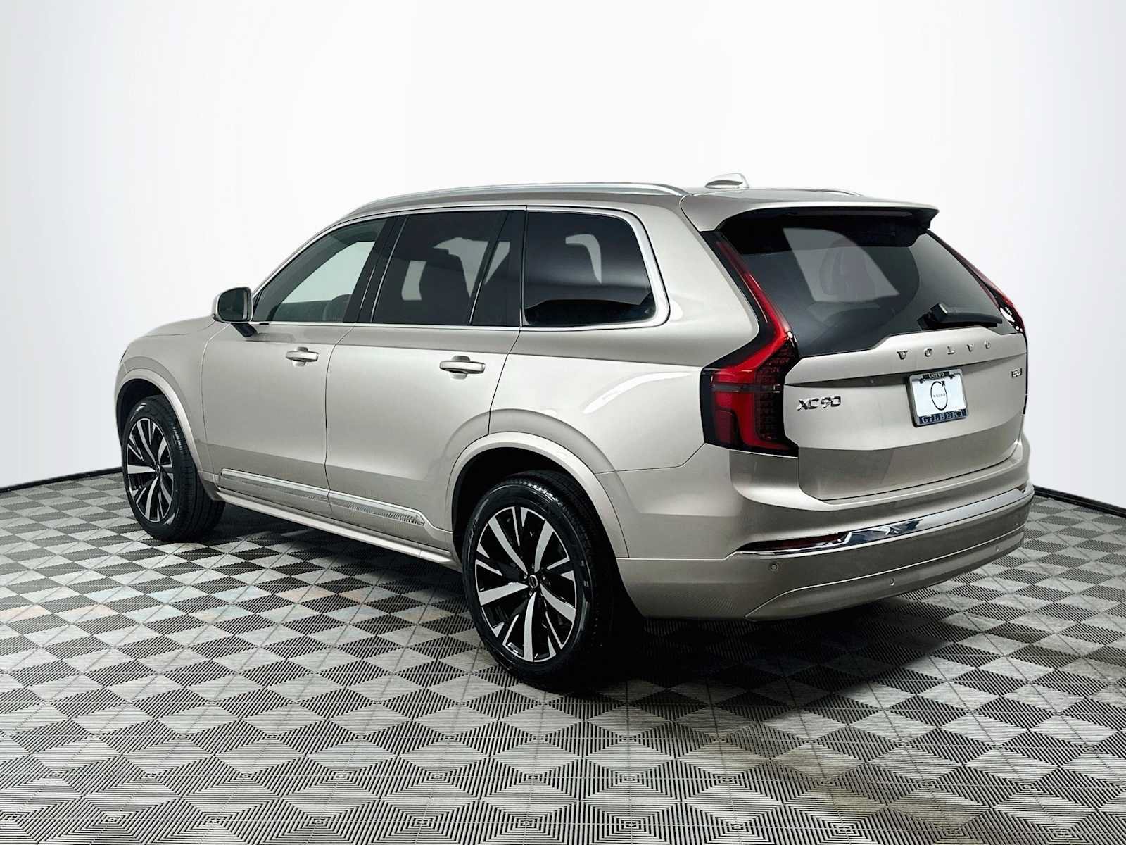 New 2026 Volvo XC90 B5 Core AWD/4WD image 5