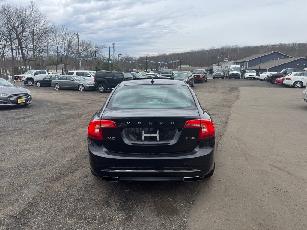 Used 2017 Volvo S60 T5 Inscription w/ Convenience Package image 8