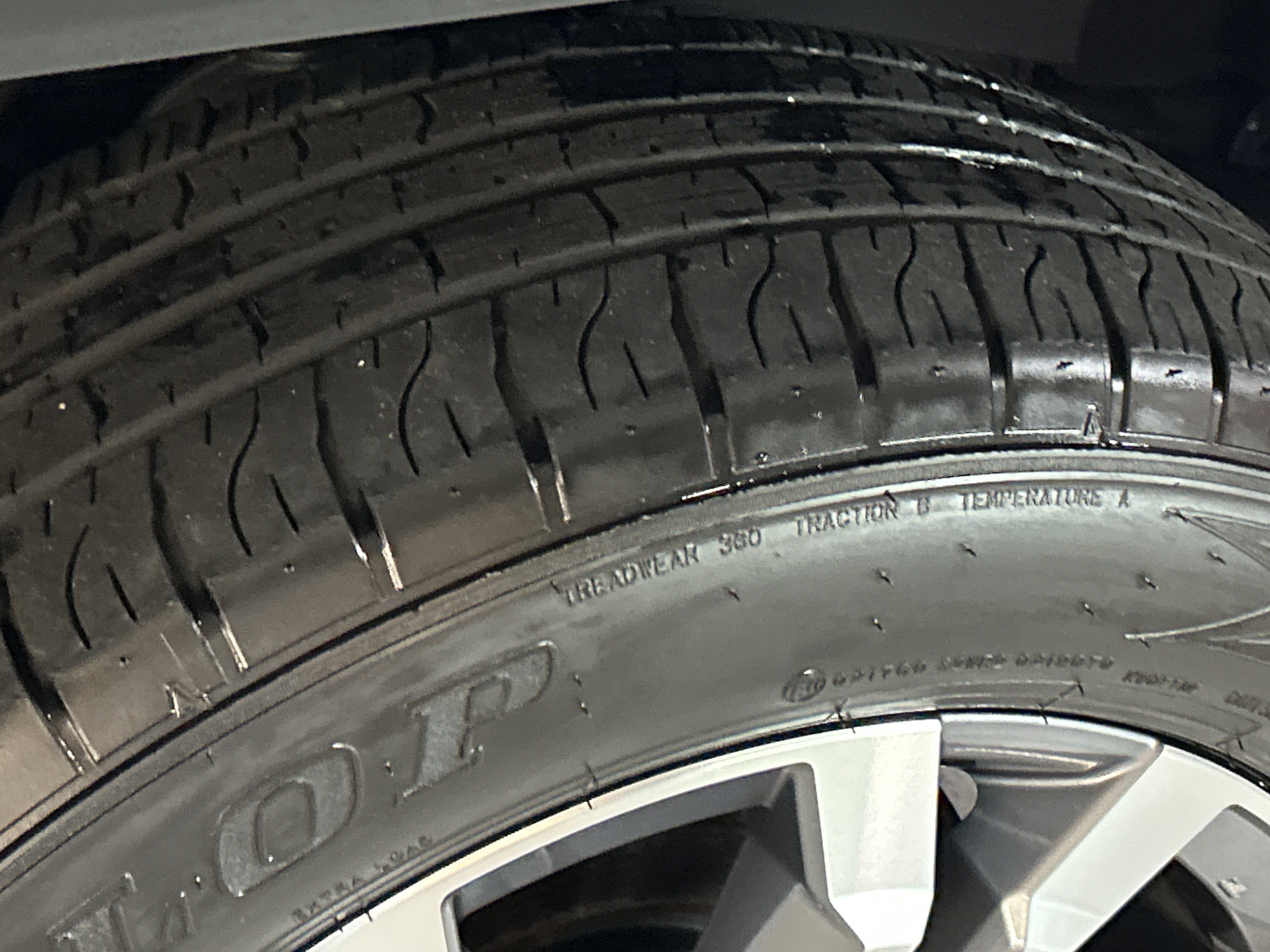 Used 2025 Toyota 4Runner Limited RWD image 12