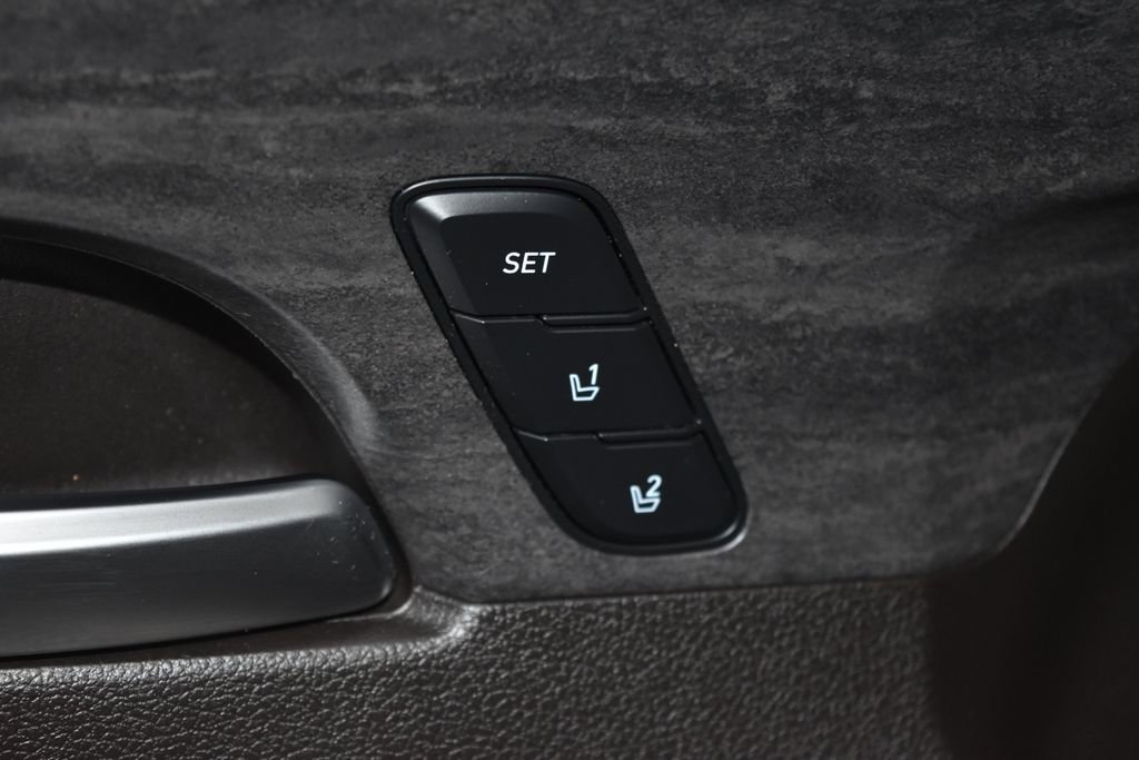 Used 2019 Hyundai Santa Fe FWD image 5