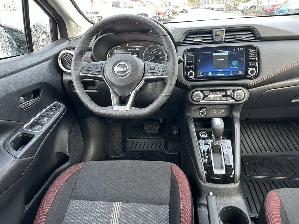 New 2025 Nissan Versa SR w/ Trunk Package image 22