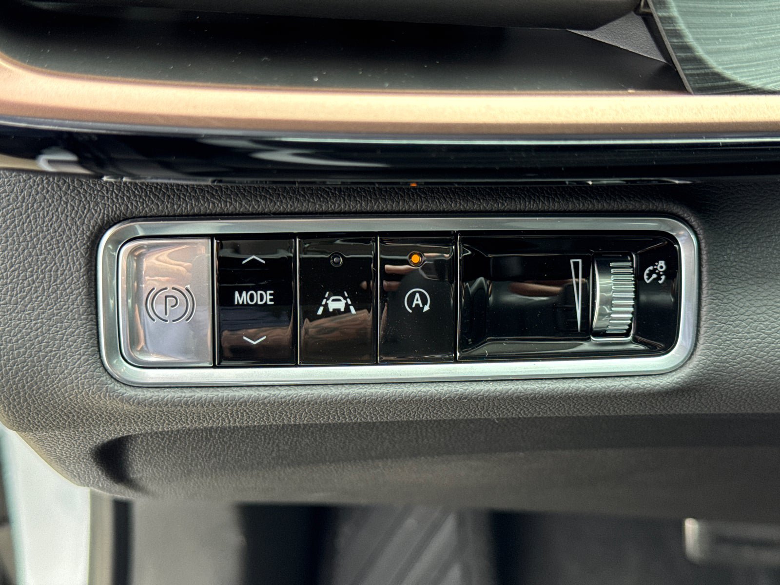 Used 2026 Buick Envision Sport Touring AWD/4WD image 29