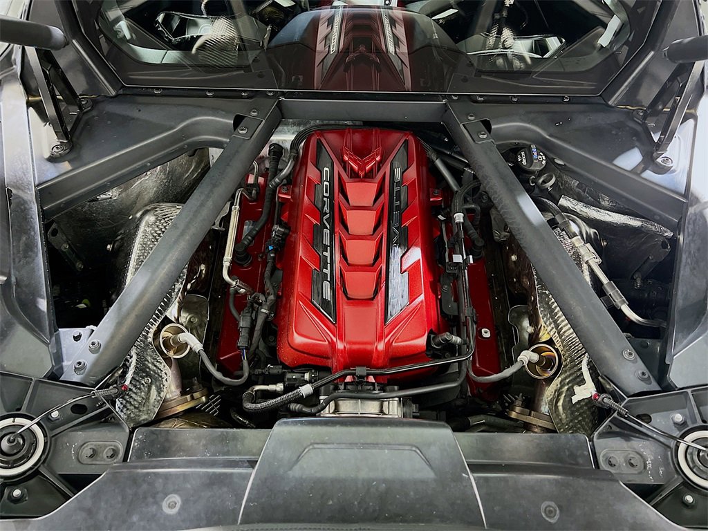 Used 2022 Chevrolet Corvette Stingray Coupe w/ Z51 Performance Package image 24