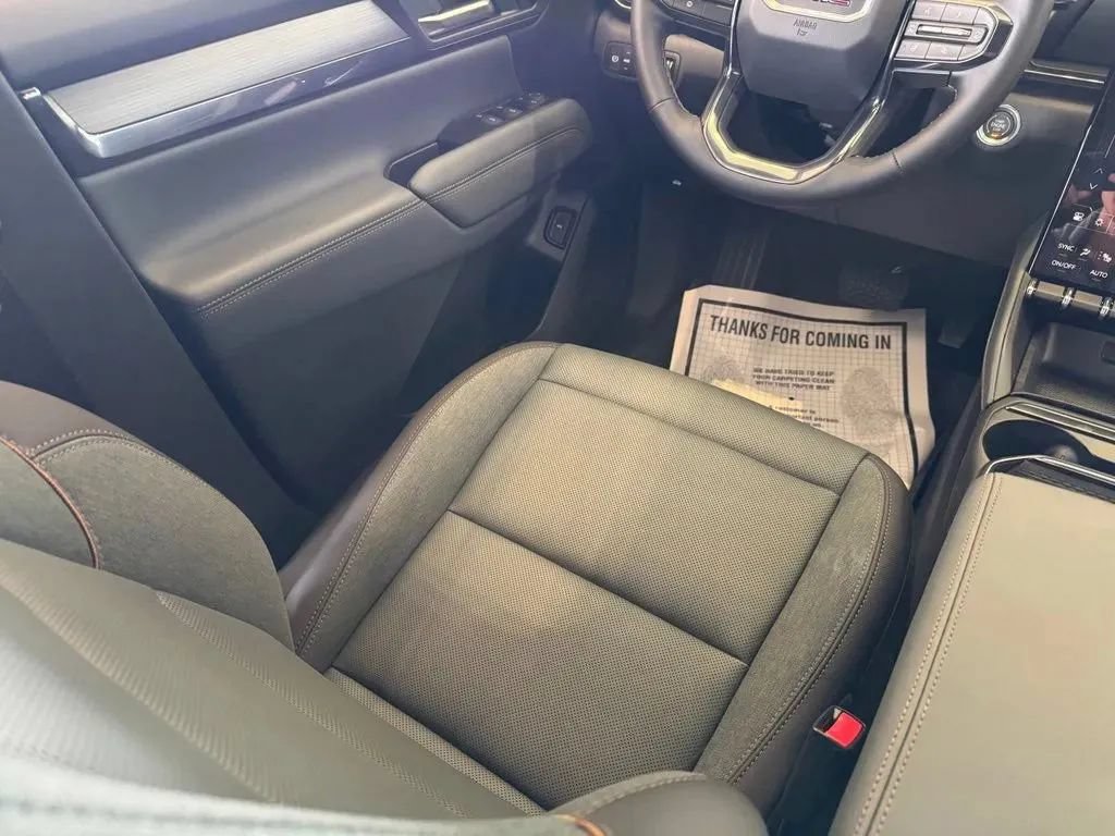 New 2027 GMC Terrain AT4 w/ Technology Package II AWD/4WD image 21
