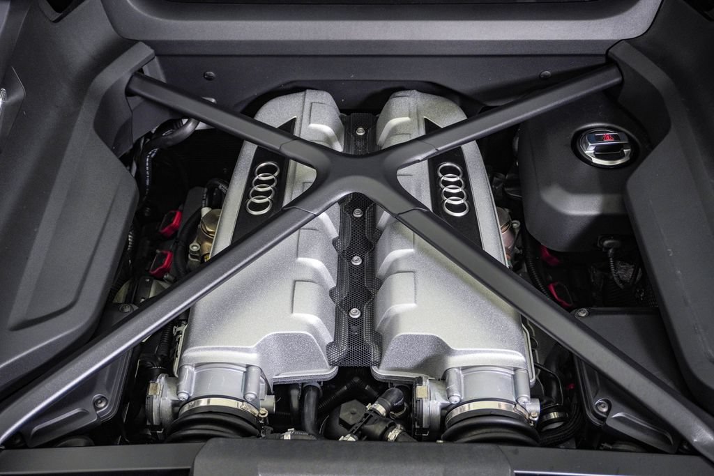 Used 2023 Audi R8 V10 performance RWD image 34