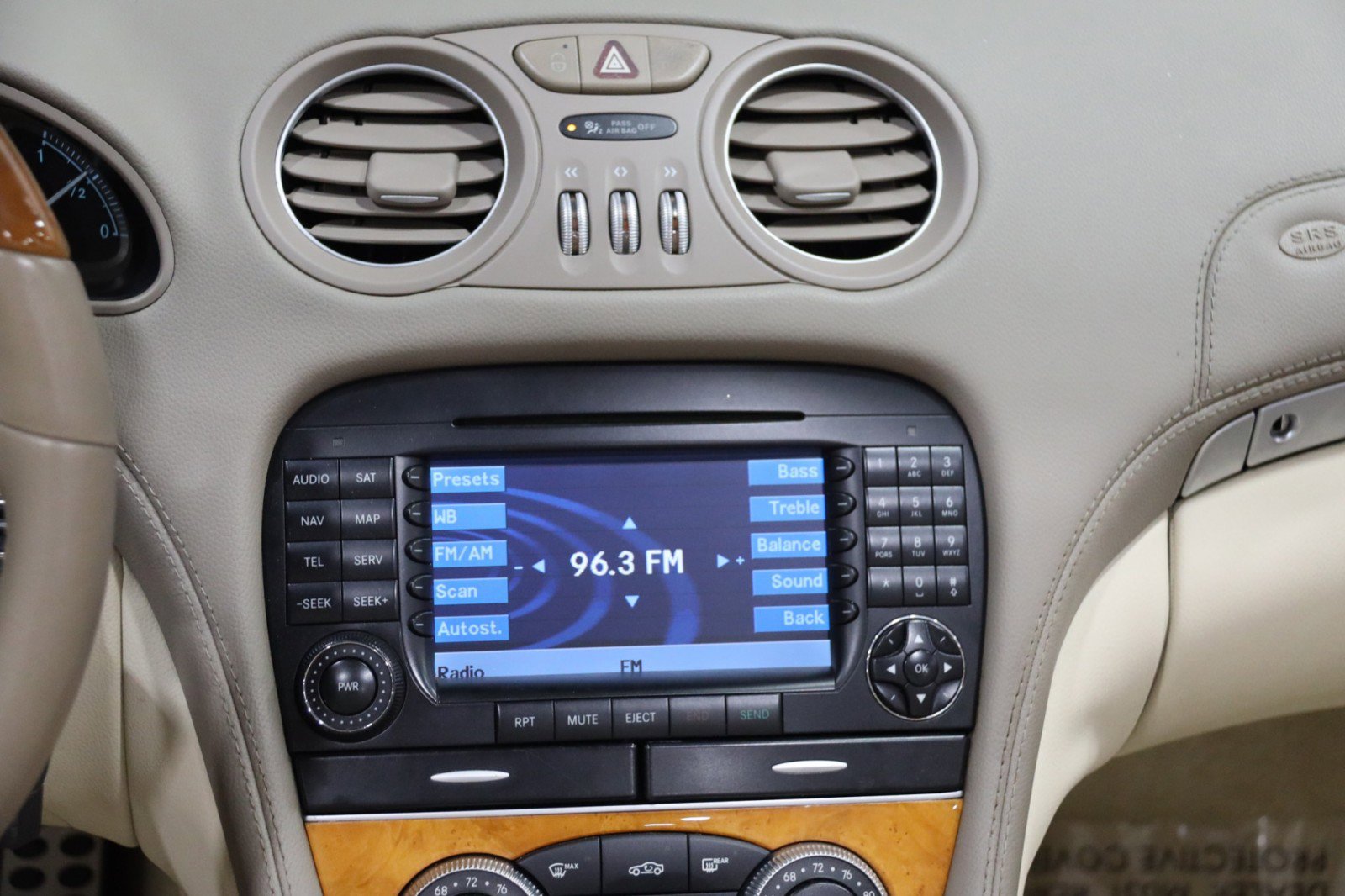 Used 2007 Mercedes-Benz SL 550 image 50