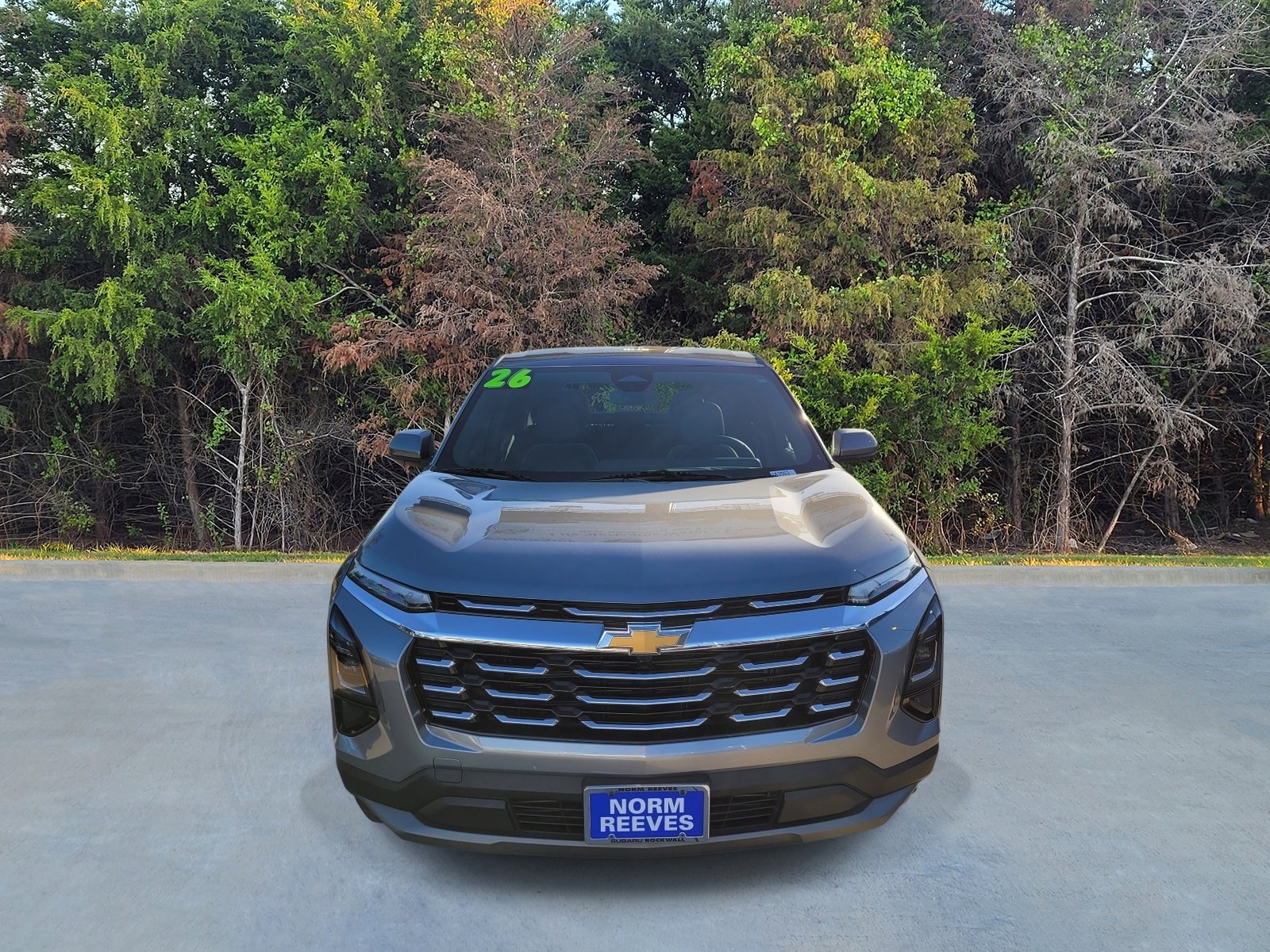 Used 2026 Chevrolet Equinox LT w/ Convenience Package II image 2