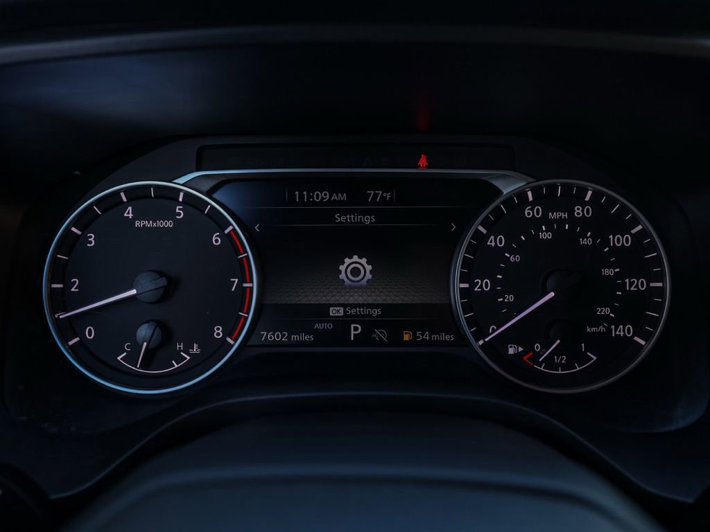 Used 2025 Nissan Rogue SV image 28