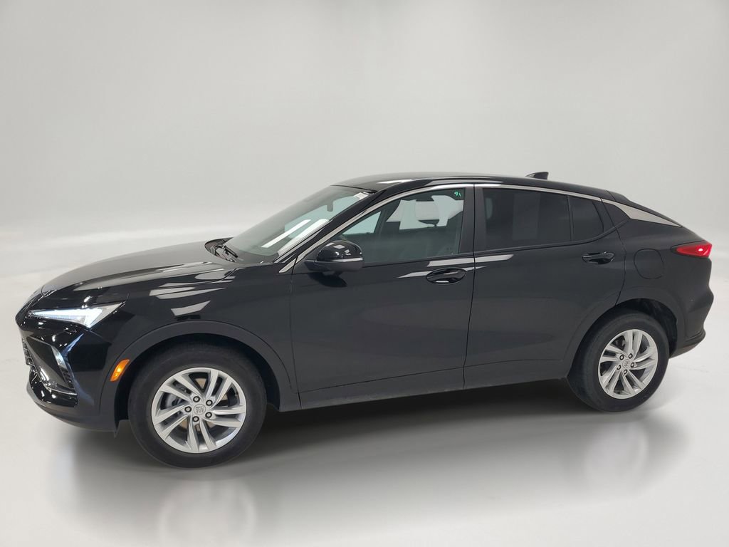 Used 2025 Buick Envista Preferred FWD image 4